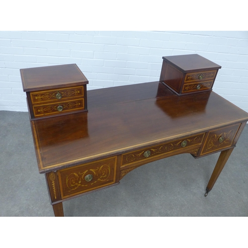 264 - Edwardian mahogany & inlaid dressing table, 123 x 95 x 61cm.