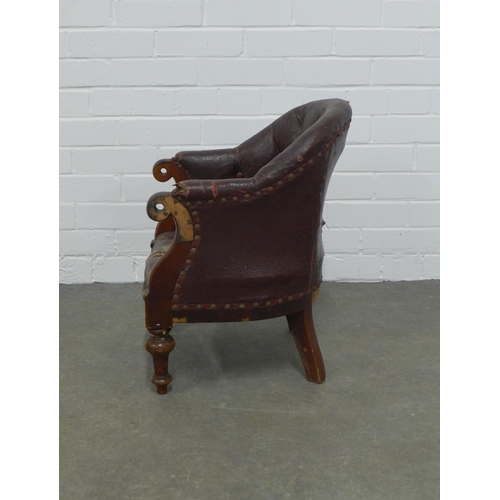 270 - 19th century child's button back armchair, 39 x 56 x 33cm.