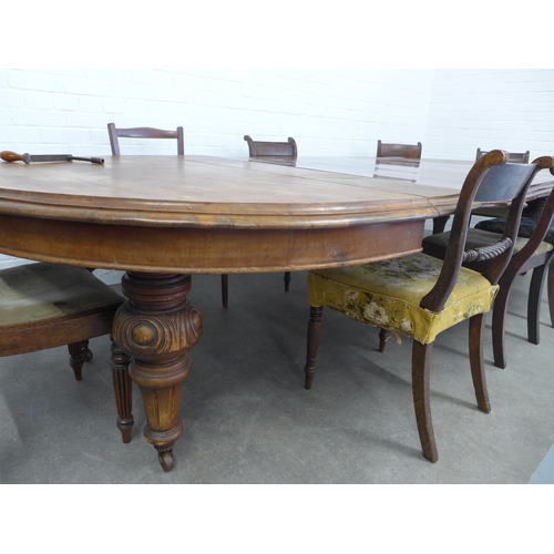 281 - Late 19th century mahogany extending dining table and 8 various chairs, 338 x 74 x 139cm (9)