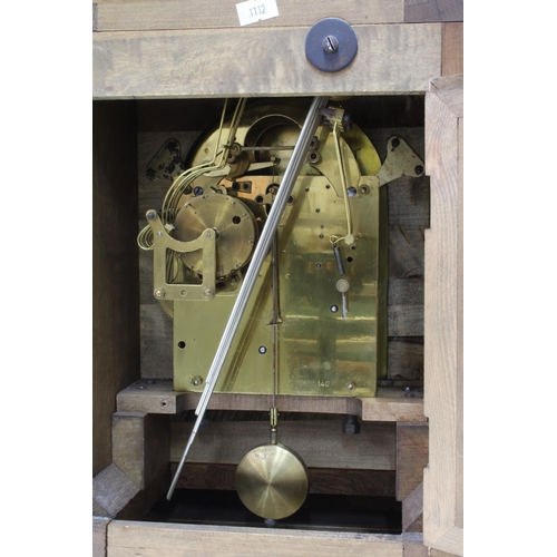 427 - Junghans Wurttemberg clock, oak case with brass movement numbered B20 and 140 at base of plate, 44cm... 