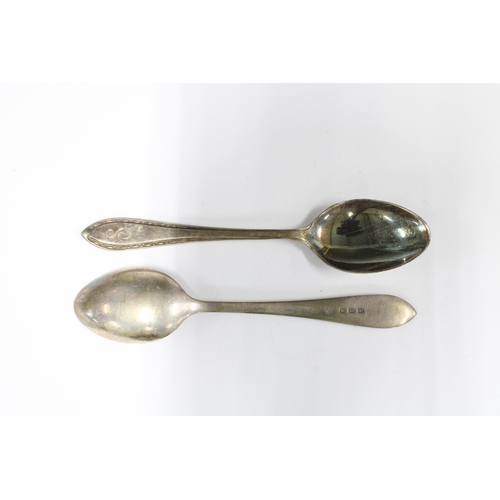 79 - An Edwardian silver sugar bowl with pierced rim, London 1908 and a cased set of six Birmingham silve... 