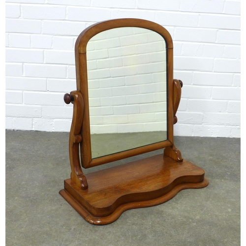 278 - 19th century mahogany dressing table mirror on a serpentine base,  60 x 67 x 27cm.