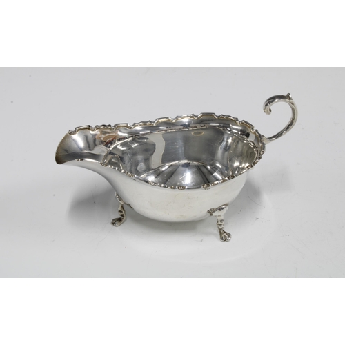 57 - George VI silver sauce boat, Birmingham 1939