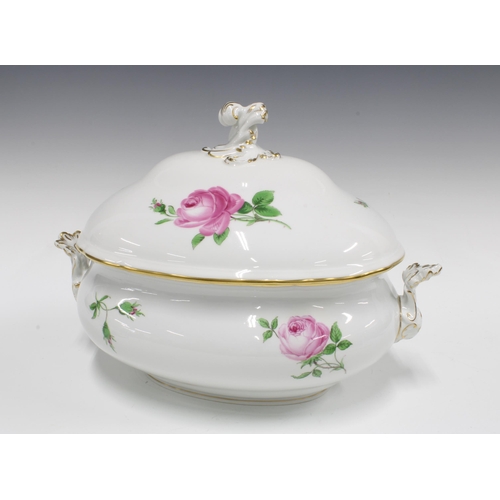 104 - Meissen tureen and cover, scored blue crossed swords mark 39 x 27cm.