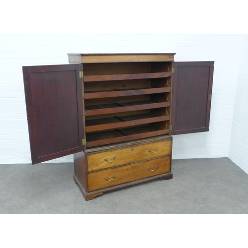 272 - Georgian mahogany linen press, with pull out slides over two long drawers (A/F) 115 x 158 x 49cm.