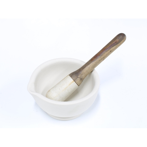 357 - White hardstone mortar and pestle, pestle 15cm diameter (2)