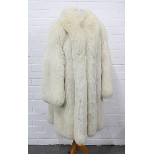 402 - Pellicceria Milanese three quarter length white fur jacket