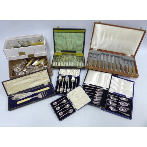 418 - Quantity of cased sets of EPNS flatwares, loose cutlery, fish servers with composite handles, glass ... 