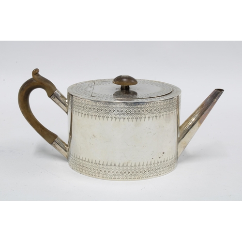 77 - Victorian silver teapot , London 1882