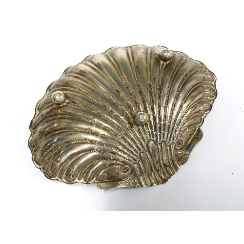 73 - A Victorian silver shell shaped dish, Josiah Williams & Co, London 1893, 17cm wide