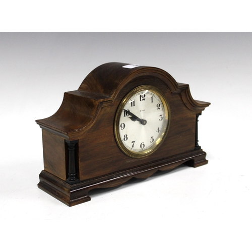 368 - Vintage Eight Day mantle clock, 25 x 16cm