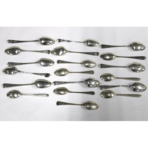51 - A collection of Georgian and later silver teaspoons, mixed hallmarks (19)