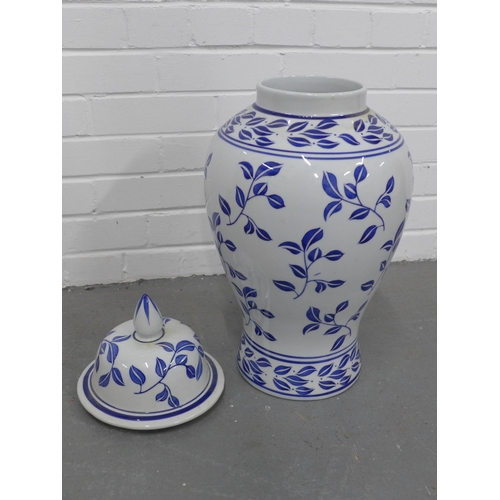 455 - Large chinoiserie blue and white vase and cover, 60 x 30cm.