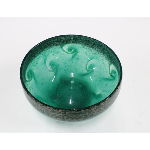 107 - Strathearn Scottish art glass bowl, green with aventurine inclusions, 21 x 10cm.