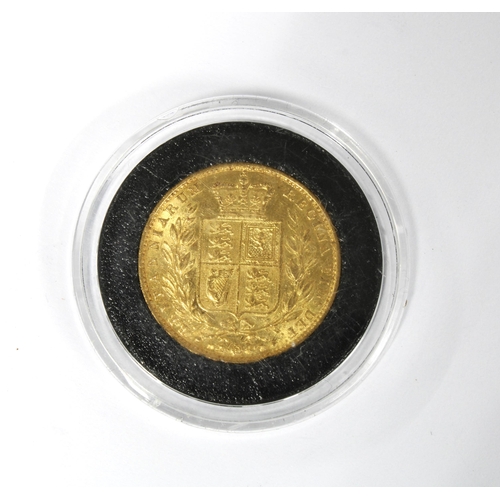 36 - Queen Victoria gold sovereign, 1852, plastic case