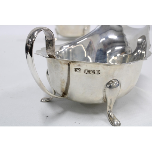 43 - George VI pair of silver sauce boats, Viners, Sheffield 1936, in original fitted case (2)