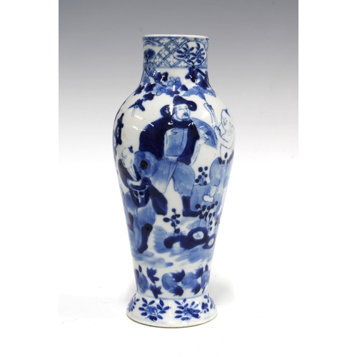 96 - Chinese Hongxian blue and white baluster vase, 1916 four character mark the base, 9 x 21cm.