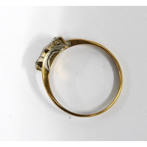 16 - Early 20th century three stone diamond ring, set in yellow metal, worn hallmarks to inner band, size... 