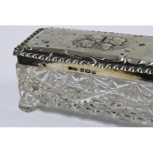 42 - An Edwardian silver topped glass trinket box, Birmingham 1904 10 x 4cm