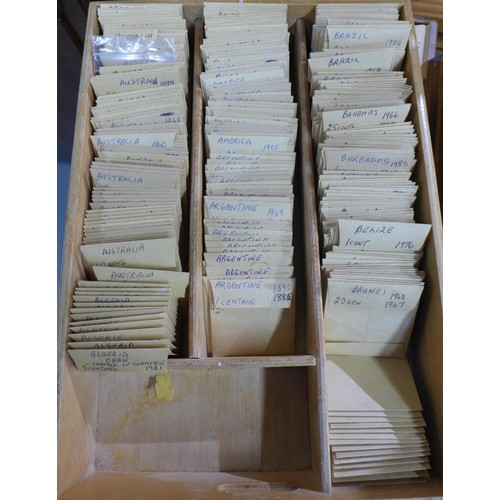 65F - Coin collection contained over 12 trays to include pre decimal and world coins