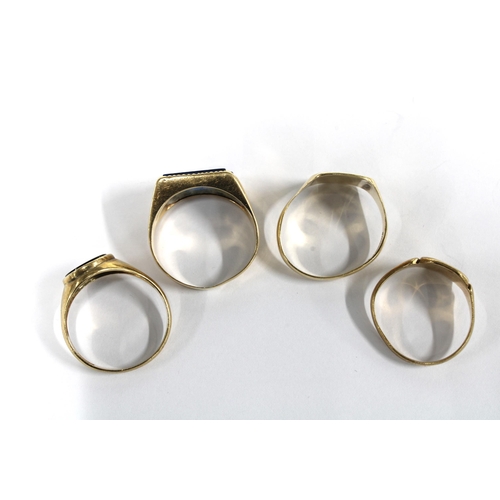 91 - Four Gents 9ct gold rings (4)