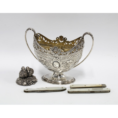 430 - A Birmingham silver figure of two ducks, hallmarked and filled, 4cm high, a silver plated bowl with ... 