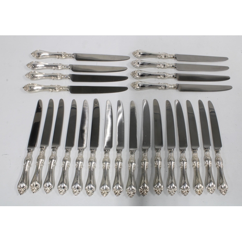 100 - Twenty Four Sheffield silver handled knives (24)