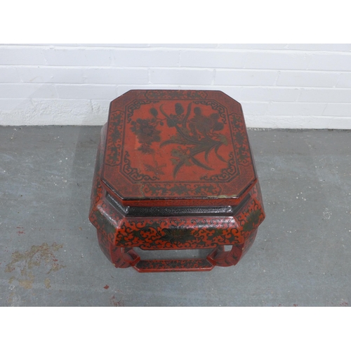 227 - Chinoiserie red and black painted jardinière stand, 42 x 48cm.