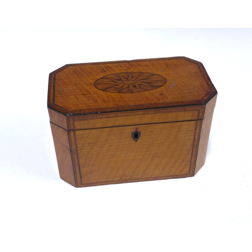 341 - 19th century mahogany tea caddy, hinged top with an inlaid paterae, lead lined interior with two lid... 