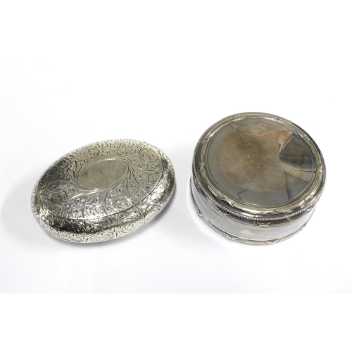 78 - Silver snuff box, oval form with all-over foliate engraved pattern, Birmingham 1901  together with a... 