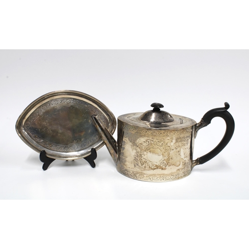 84 - Georgian silver teapot and stand, Edinburgh 1791 (2)