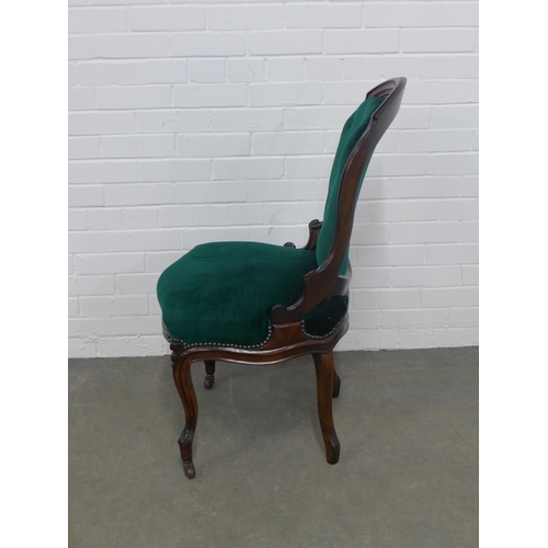 255 - Mahogany chair with green buttonback upholstery, 51 x 99 x 46cm.