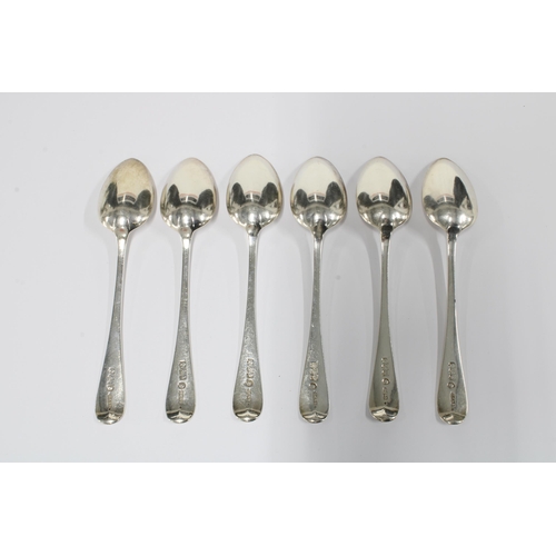 32 - Set of six Victorian silver teaspoons, Glasgow 1871 (6)