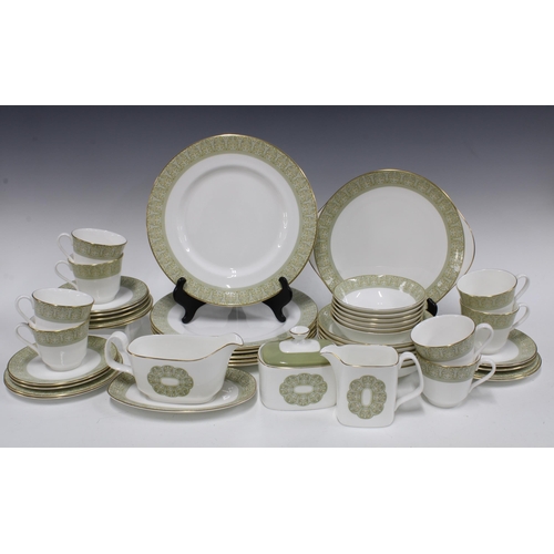 106 - Royal Doulton Sonnet pattern dinner service.