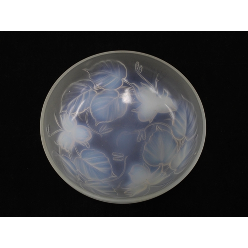 131 - Etling opalescent glass bowl, marked ETLING FRANCE, 20cm wide.