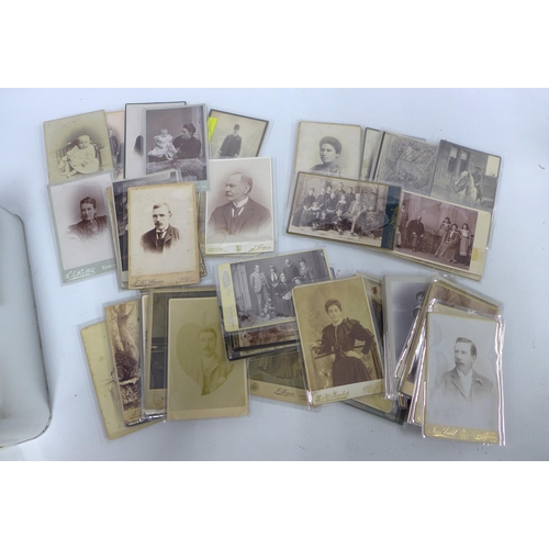 318 - A large collection of photography cabinet cards,  Scottish Studios (a lot)