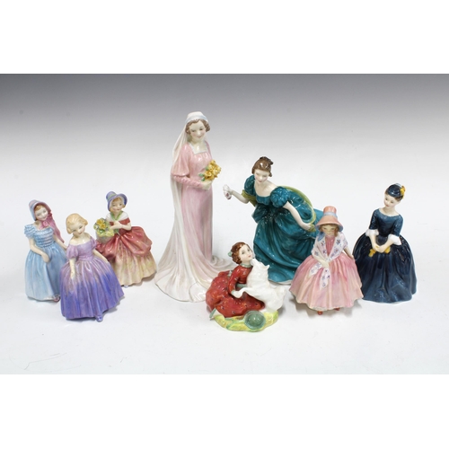 333 - Royal Doulton group of figures to include The Bridge HN1600 (hairlines to base) and seven smaller fi... 