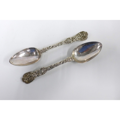 86 - A pair of William IV silver fruit and vine  tablespoons, William Theobalds & Lockington Bunn, London... 