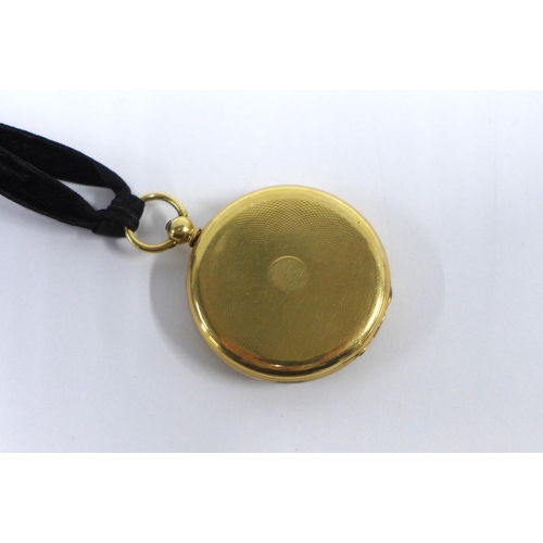 100C - 18ct gold cased fob watch, engine turned dial with Roman Numerals, inside of dust cover stamped 18ct