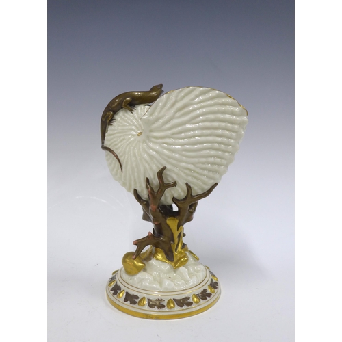 120 - Royal Worcester nautilus shell vase with lizard, 21cm