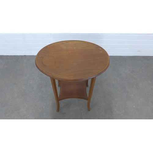 207 - Edwardian mahogany table, 54 x 72 x 37cm.