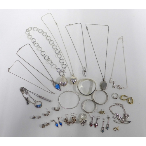 74 - A collection of modern silver jewellery to include bangles, necklaces, earrings and ring, etc  (a lo... 