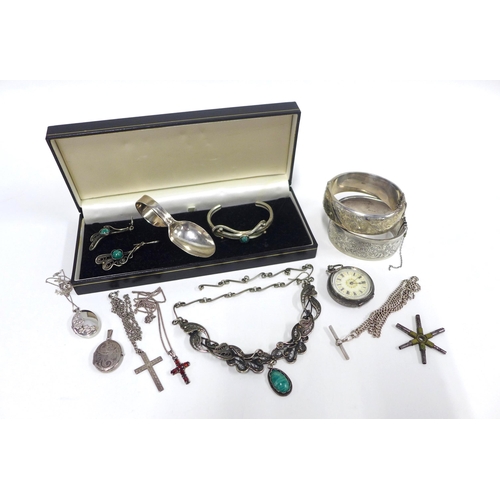 9 - A small collection of silver and costume jewellery to include bangles, etc