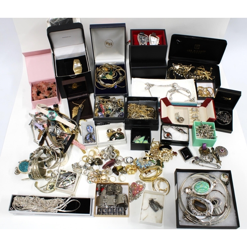 100B - A quantity of silver jewellery to include necklaces, pendants, dress rings, earrings, brooches, toge... 