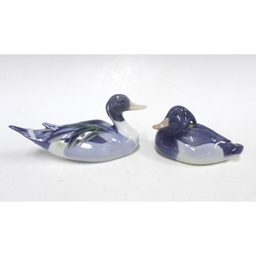 101 - Two Royal Copenhagen ducks, model numbers 1933 & 1924, taller 7cm (2)