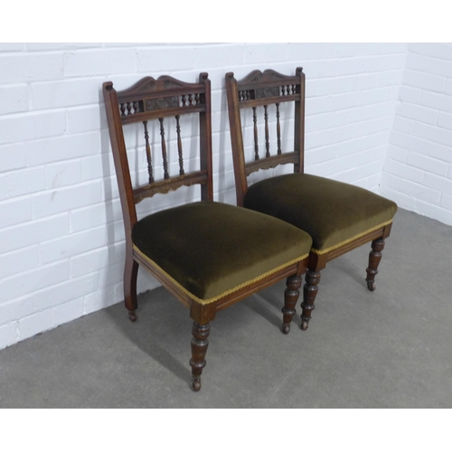 206 - Pair of late Victorian mahogany side chairs, 46 x 75 x 42cm. (2)