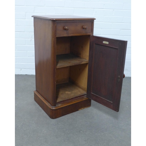 236 - Victorian mahogany bedside cabinet,  bears plaque of Mathews & Sons Upholsterers Winchester, 41 x 78... 