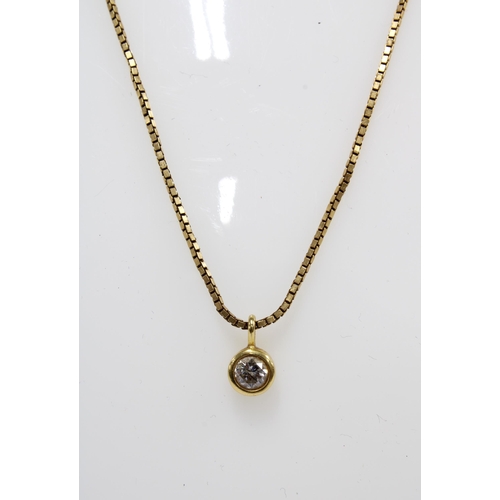 41 - 18ct gold chain necklace with a diamond pendant, stamped 750.