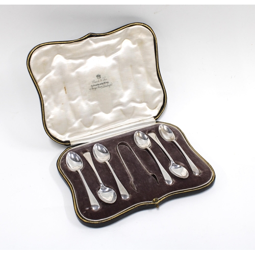 74 - George V cased set of six silver teaspoons with matching sugar tongs, Sheffield 1915