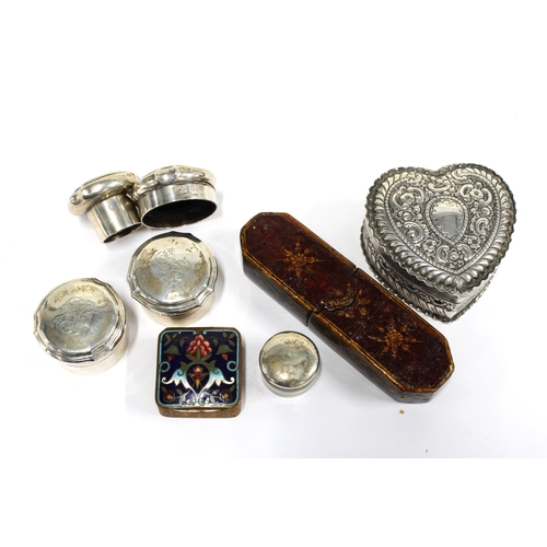 84 - Victorian silver heart shaped box and cover,  Sheffield 1892 together with a pair of silver pill box... 